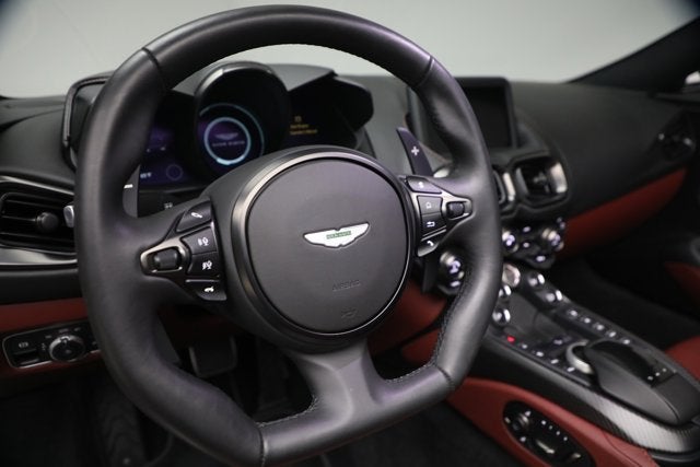 2021 Aston Martin Vantage Base