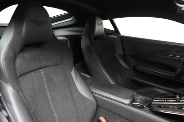 2025 Aston Martin Vantage Base