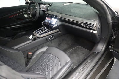 2025 Aston Martin Vanquish Base