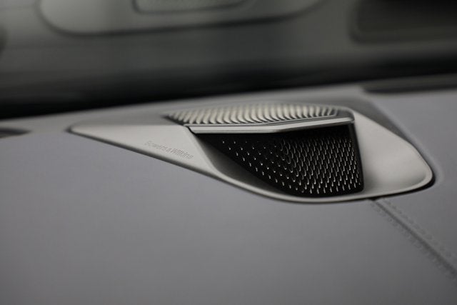 2025 Aston Martin Vanquish Base