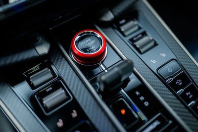 2025 Aston Martin Vanquish Base