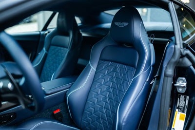 2025 Aston Martin Vanquish Base