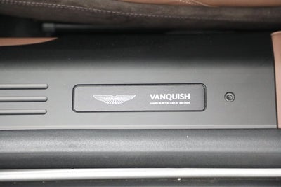 2025 Aston Martin Vanquish Base