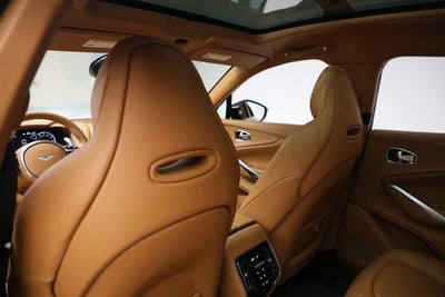 2021 Aston Martin DBX Base