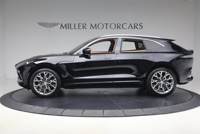 2021 Aston Martin DBX Base