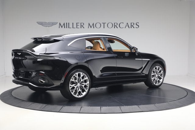 2021 Aston Martin DBX Base