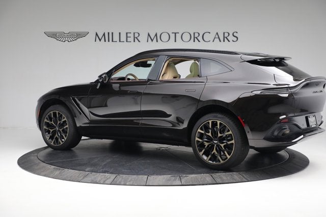 2022 Aston Martin DBX Base