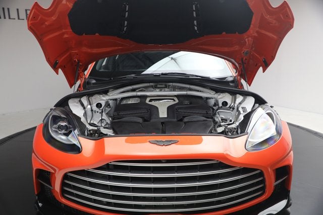 2023 Aston Martin DBX 707