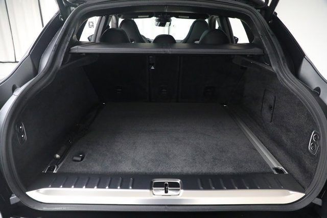 2023 Aston Martin DBX 707