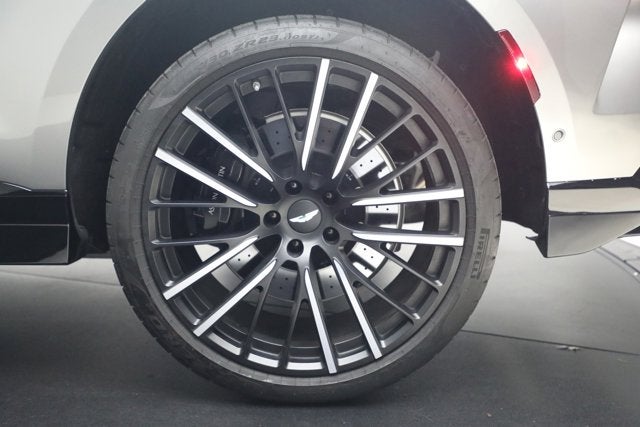 2023 Aston Martin DBX 707