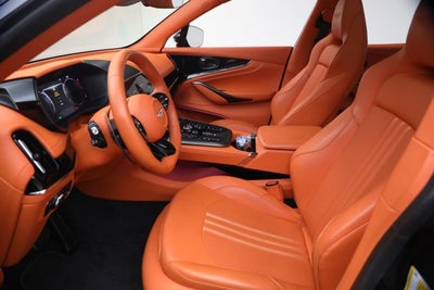 2025 Aston Martin DBX 707