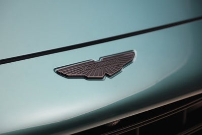 2025 Aston Martin DBX 707