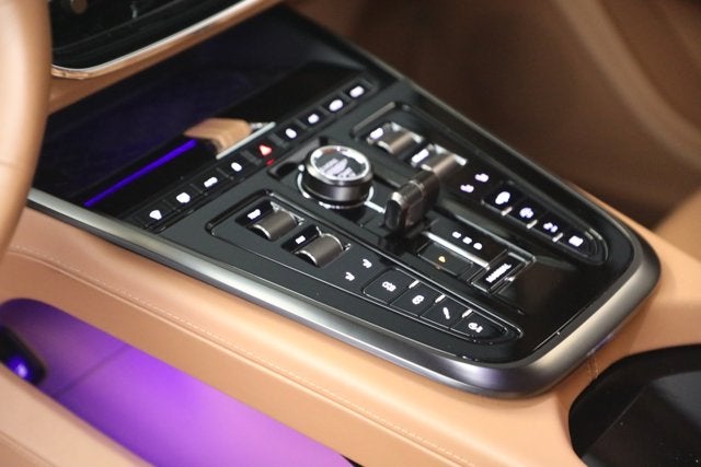 2025 Aston Martin DBX 707