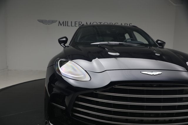 2025 Aston Martin DBX 707