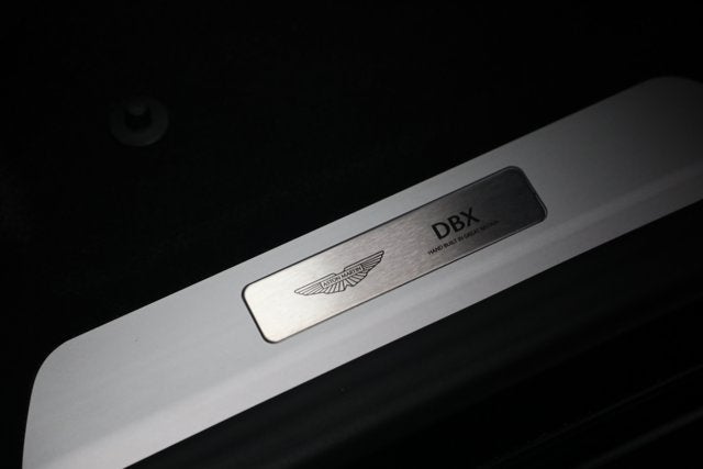 2025 Aston Martin DBX 707