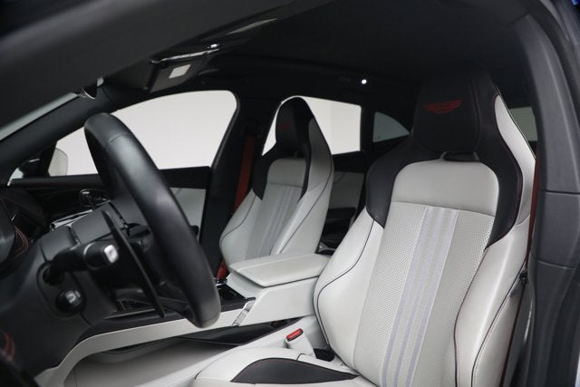 2025 Aston Martin DBX 707