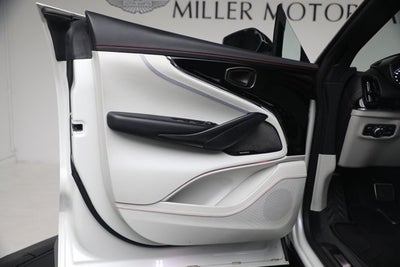 2025 Aston Martin DBX 707