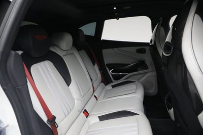 2025 Aston Martin DBX 707