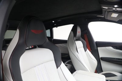 2025 Aston Martin DBX 707