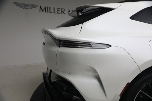 2025 Aston Martin DBX 707