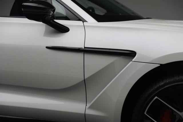 2025 Aston Martin DBX 707