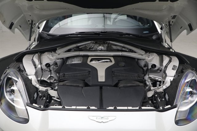 2025 Aston Martin DBX 707