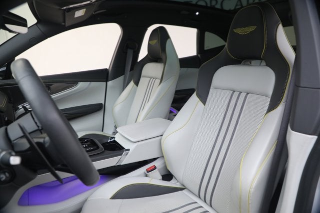 2025 Aston Martin DBX 707