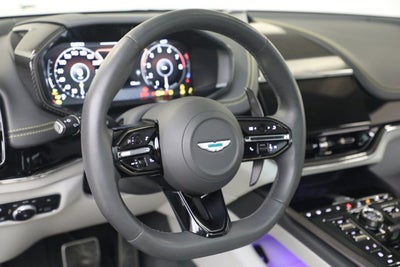 2025 Aston Martin DBX 707