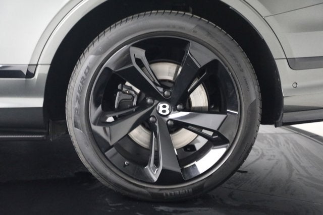 2022 Bentley Bentayga V8