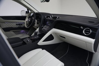 2022 Bentley Bentayga V8