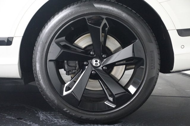 2023 Bentley Bentayga V8