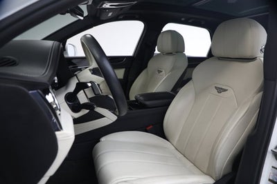 2023 Bentley Bentayga V8