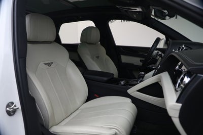 2023 Bentley Bentayga V8