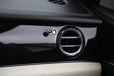 2023 Bentley Bentayga V8