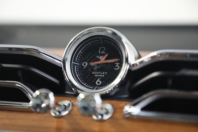 2023 Bentley Bentayga V8