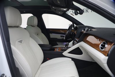 2023 Bentley Bentayga V8