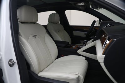 2023 Bentley Bentayga V8
