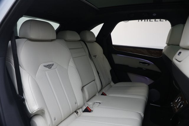 2023 Bentley Bentayga V8
