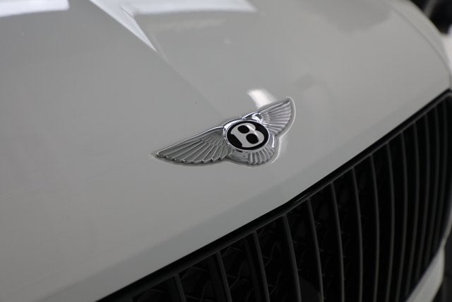 2025 Bentley Bentayga EWB Azure V8