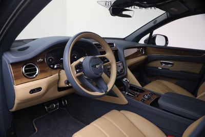 2026 Bentley Bentayga EWB Azure V8