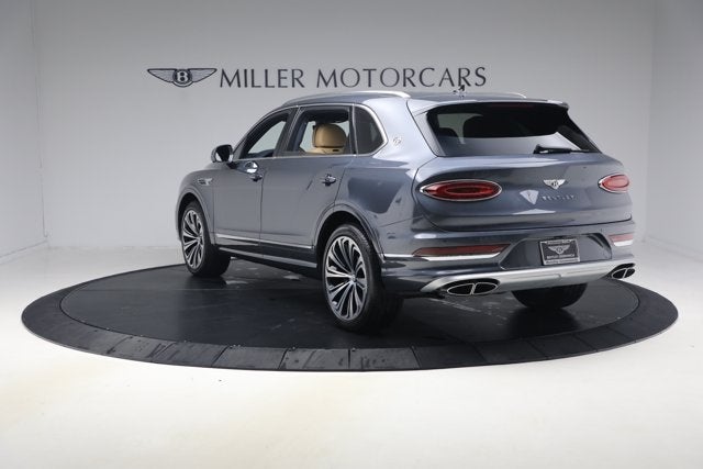 2026 Bentley Bentayga EWB Azure V8