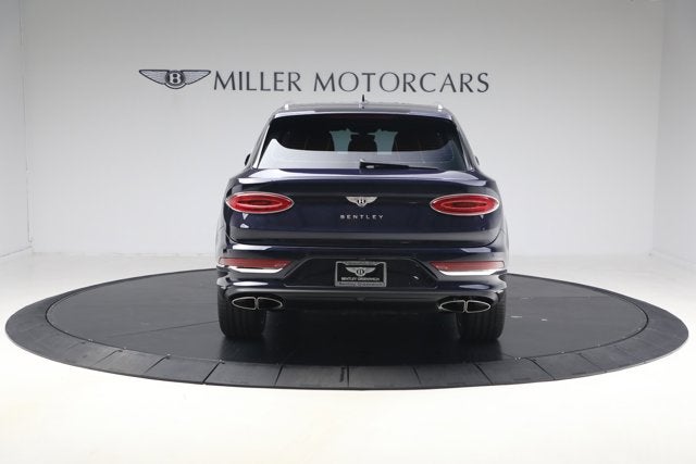 2024 Bentley Bentayga EWB V8