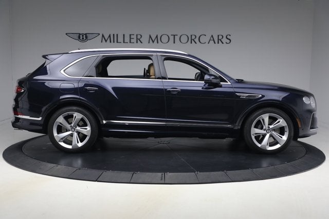 2024 Bentley Bentayga EWB V8