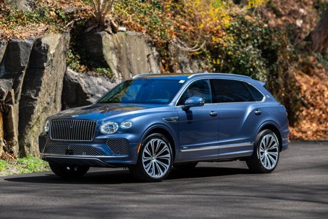 2025 Bentley Bentayga EWB Azure V8