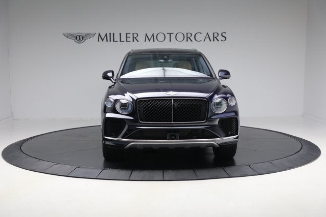 2024 Bentley Bentayga EWB V8