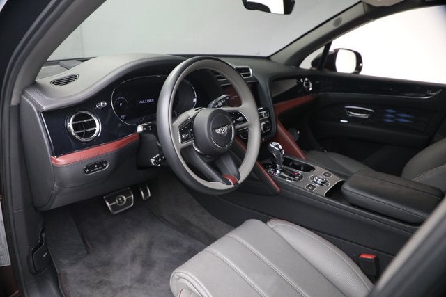 2024 Bentley Bentayga EWB Mulliner V8