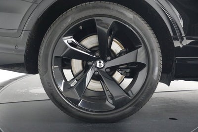 2023 Bentley Bentayga EWB Azure V8 First Edition