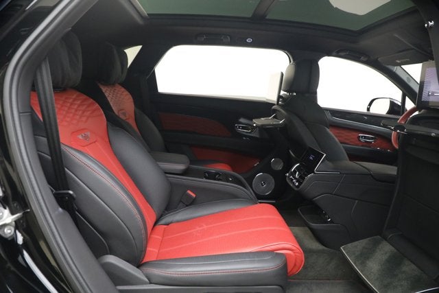 2023 Bentley Bentayga EWB Azure V8 First Edition