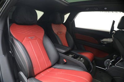 2023 Bentley Bentayga EWB Azure V8 First Edition