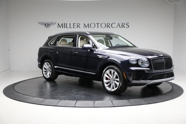 2024 Bentley Bentayga EWB V8